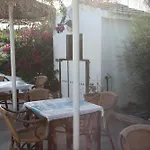 The Dragonfly Retreat * מאלגה